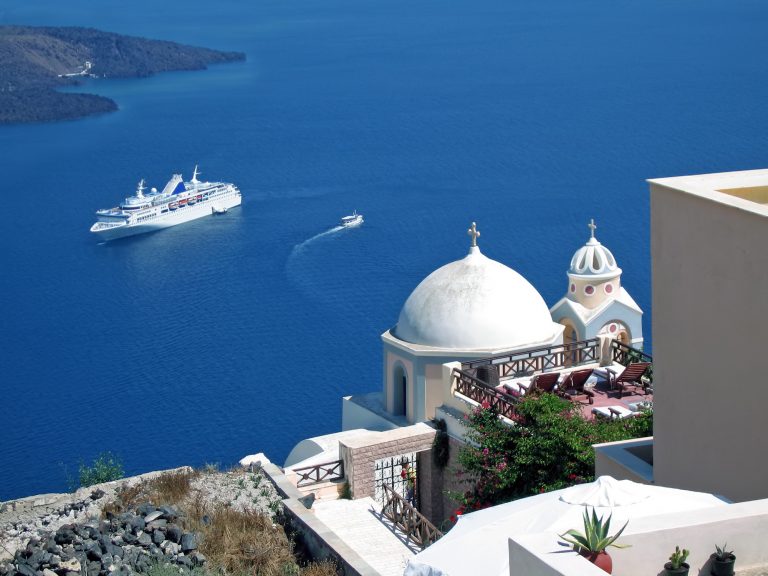 Santorini on Alert After Series of Small Earthquakes