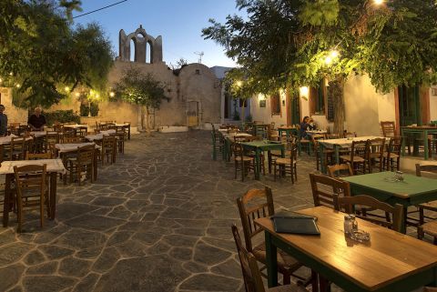 Best Places to Eat in Folegandros